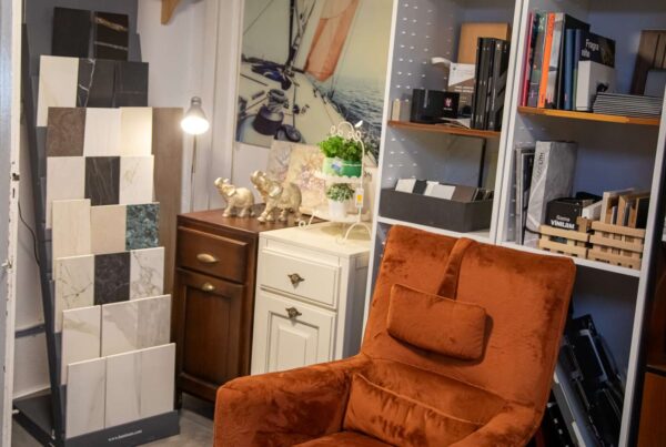 Muebles calidad en hogar elegante con diseño duradero, materiales resistentes y espacios funcionales pensados para confort y estilo.